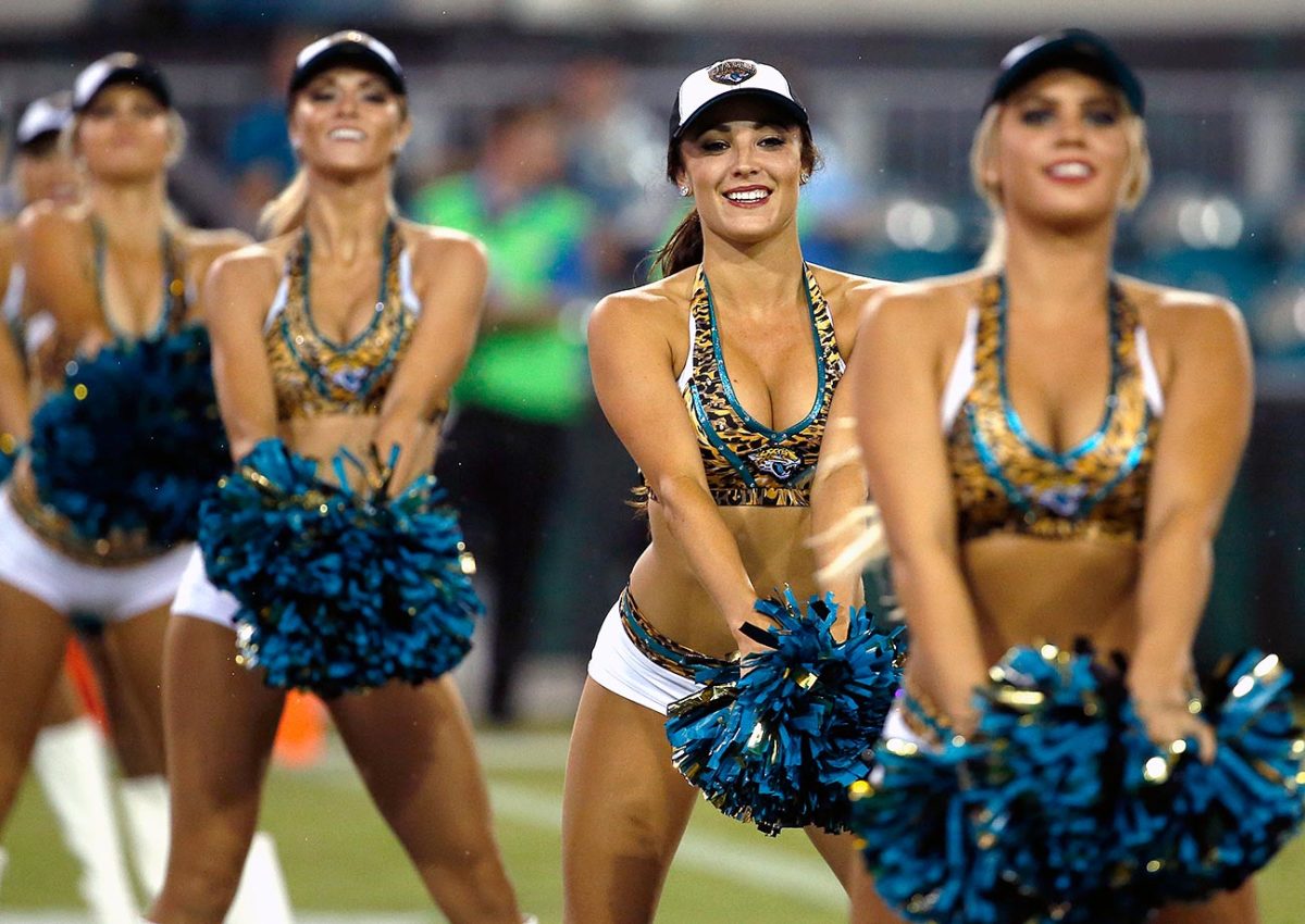Jacksonville-Jaguars-ROAR-cheerleaders-AP_584134474697.jpg