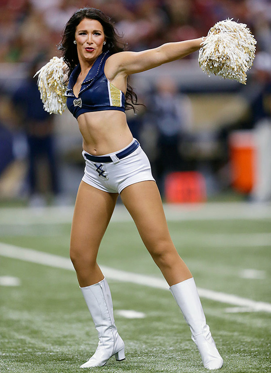 St-Louis-Rams-cheerleaders-AP_410309528719.jpg