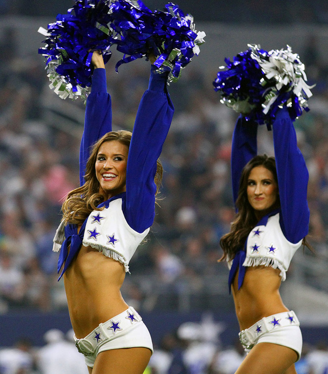 Dallas-Cowboys-cheerleaders-BAR1508290112_vikings_at_cowboys.jpg