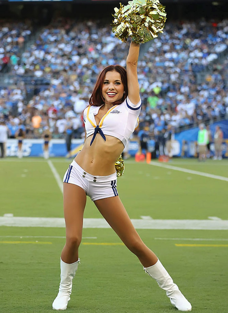 San-Diego-Charger-Girls-cheerleaders-XYP_2648.jpg