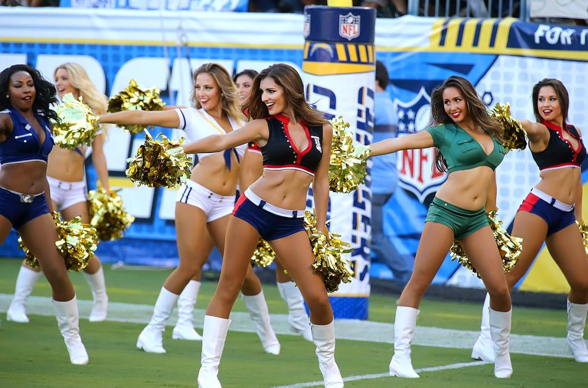 San-Diego-Charger-Girls-cheerleaders-XYP_2483.jpg