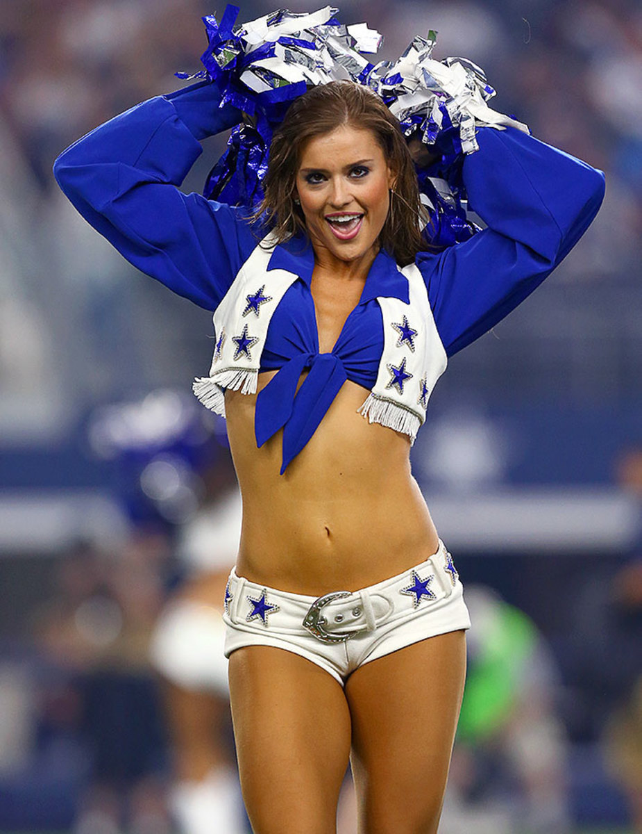 Dallas-Cowboys-cheerleaders-GettyImages-486080766_master.jpg