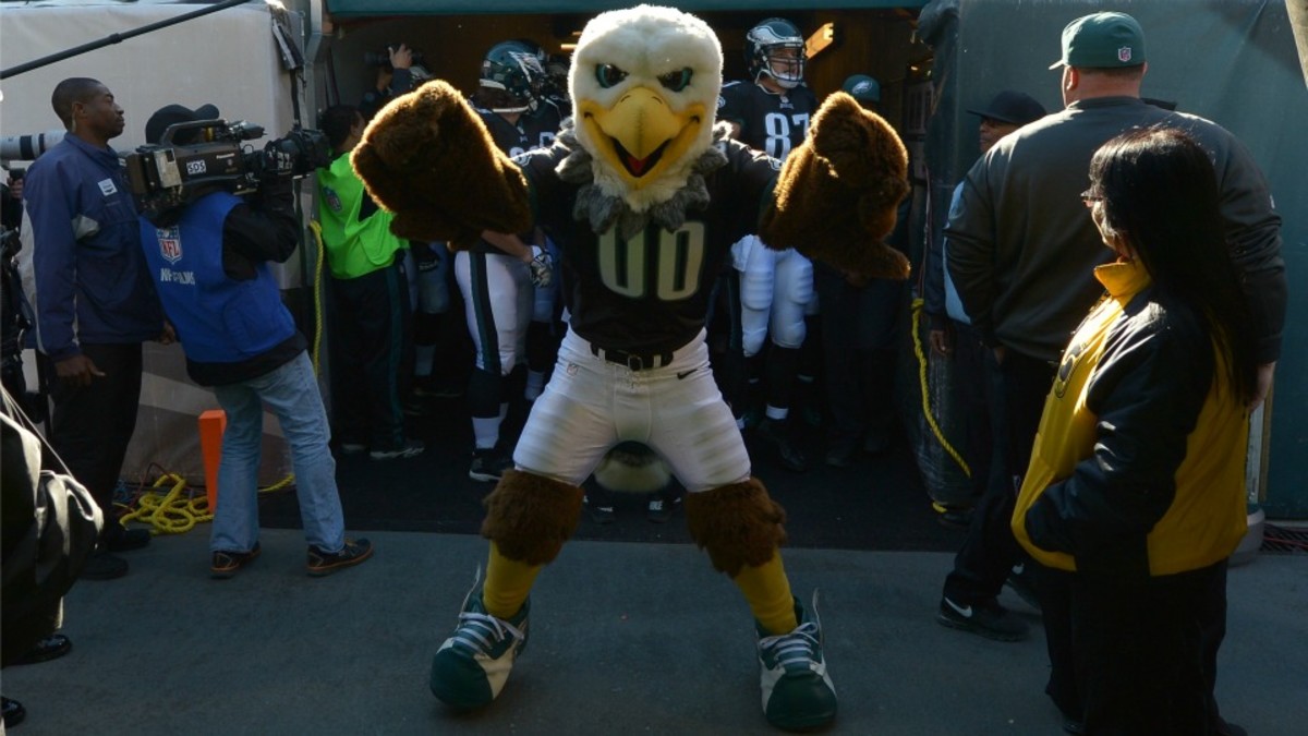 Philadelphia Eagles bring entrance tunnel to subway Sports Illustrated