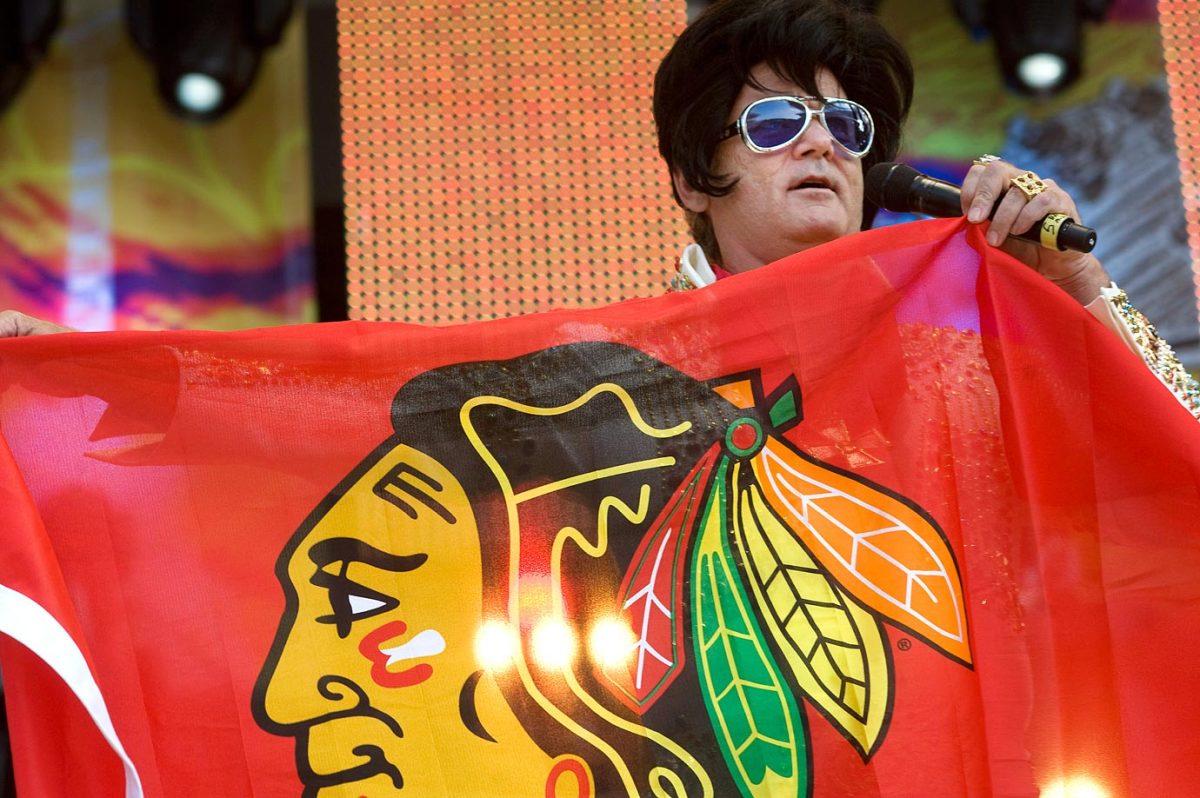 2010-0626-Bill-Murray-Elvis-Blackhawks.jpg