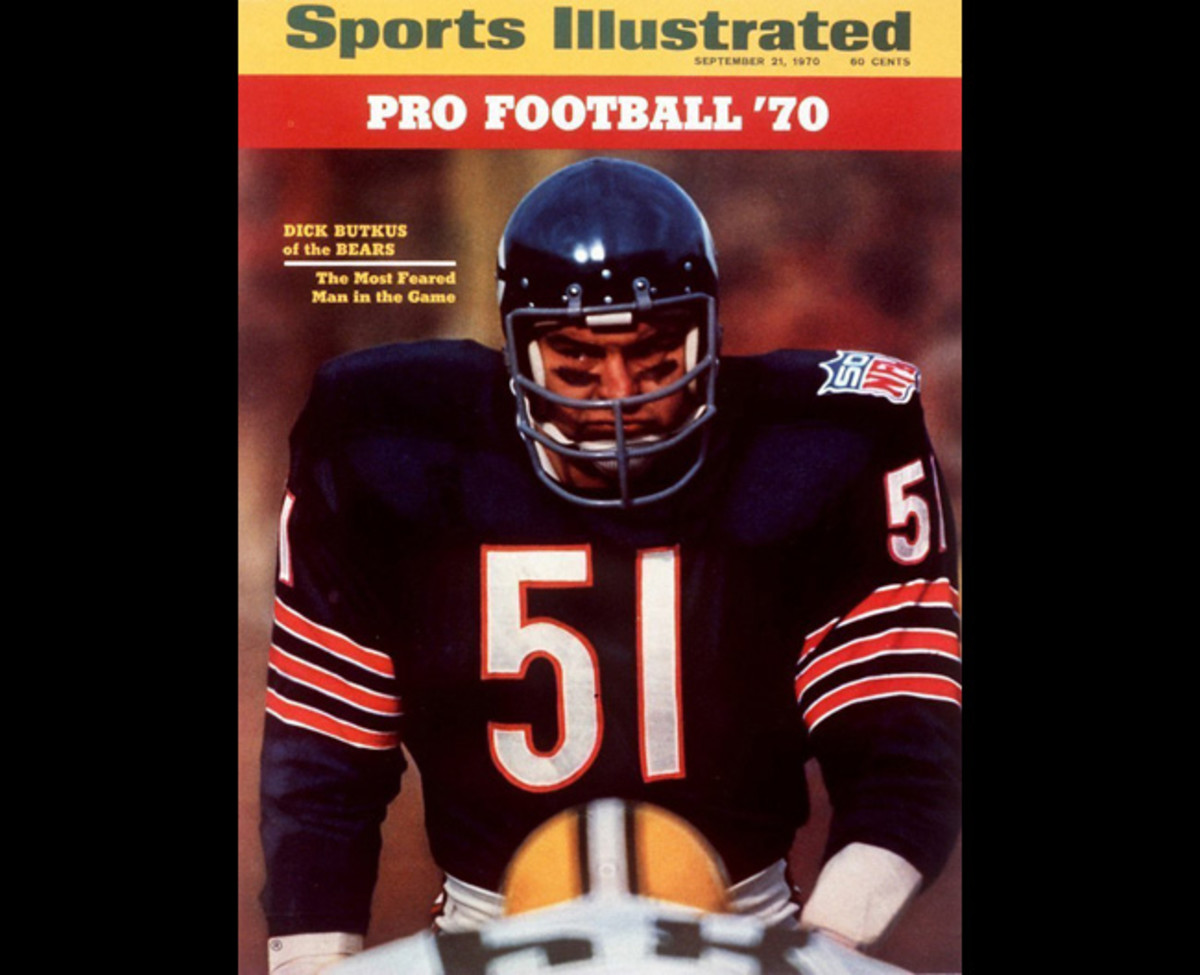 Butkus on the cover of that SI. (Neil Leifer/Sports Illustrated)