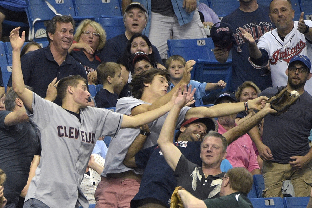 Salazar backed by 3 HRs, Indians beat Rays 6-2 - Sports Illustrated