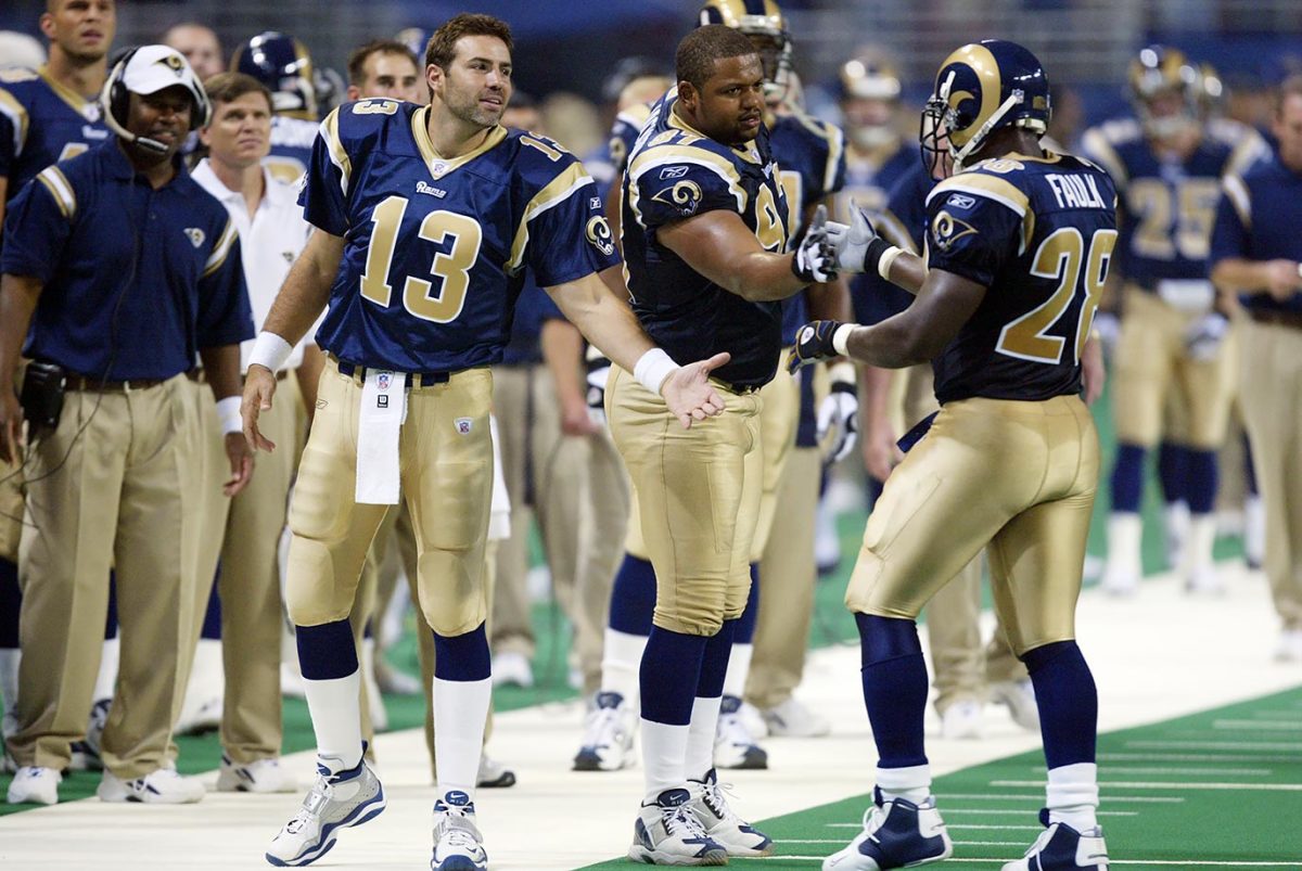 2003-Kurt-Warner-Marshall-Faulk-079008431.jpg