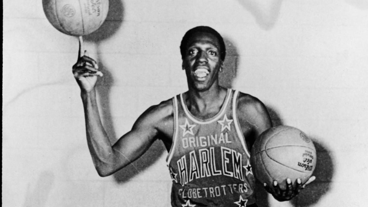 Meadowlark Lemon, Wilt Chamberlain team up for Bucketeers Sports