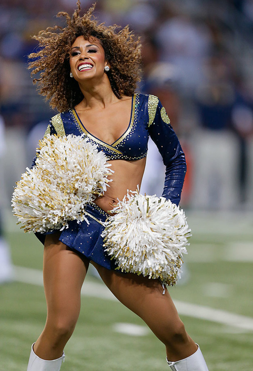 St-Louis-Rams-cheerleaders-AP_123184371012.jpg