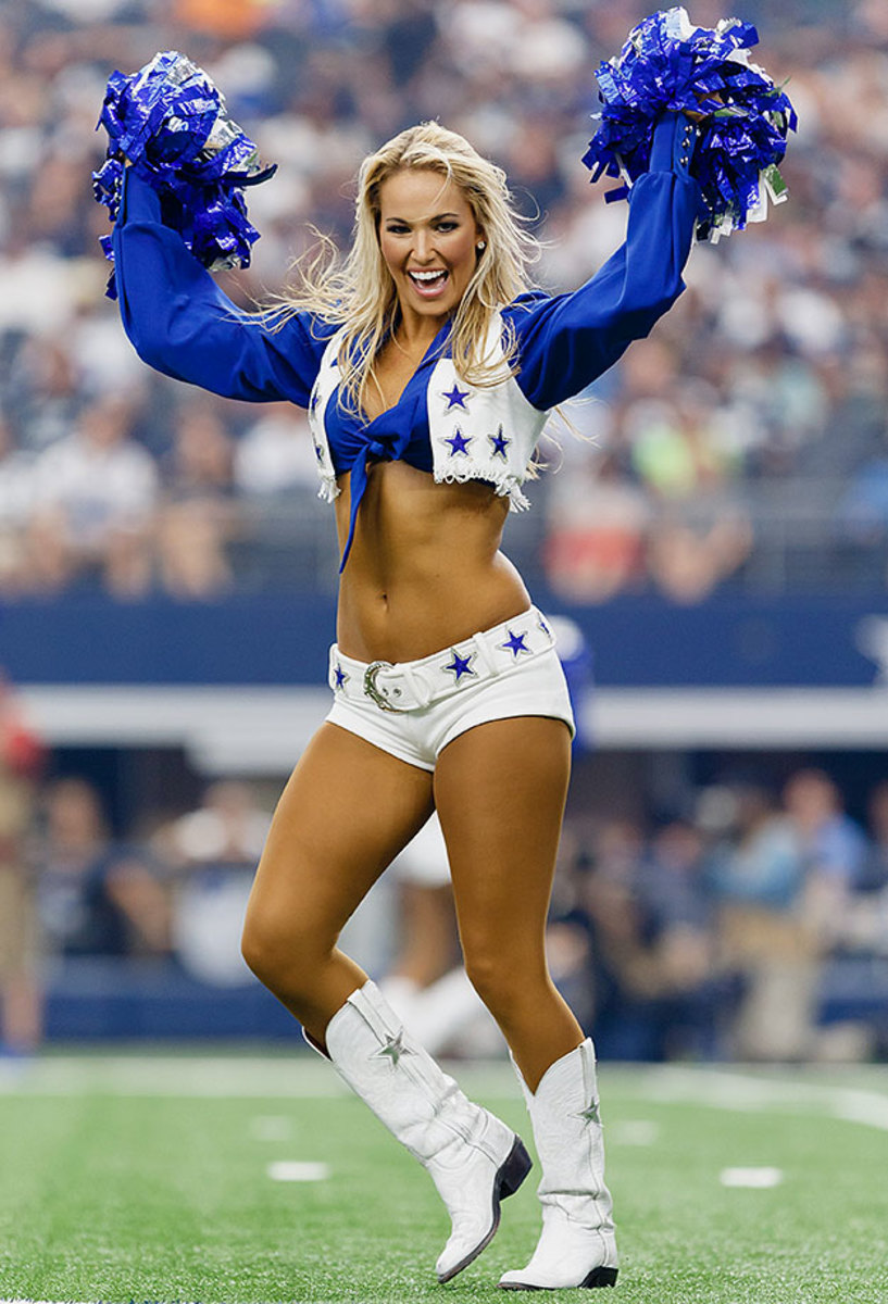 Dallas-Cowboys-cheerleaders-CEY1509271107_Falcons_AT_Cowboys.jpg