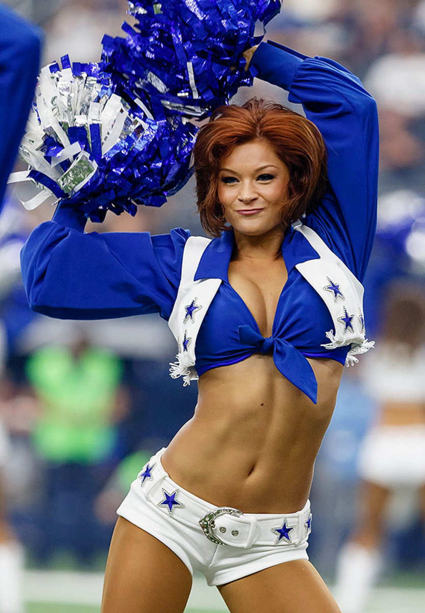 Dallas-Cowboys-cheerleaders-CEY1509271049_Falcons_AT_Cowboys.jpg