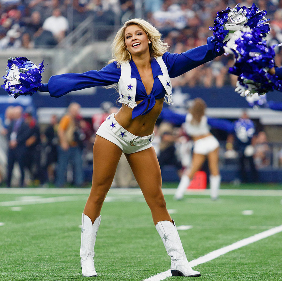 Dallas-Cowboys-cheerleaders-CEY1509271771_Falcons_AT_Cowboys.jpg