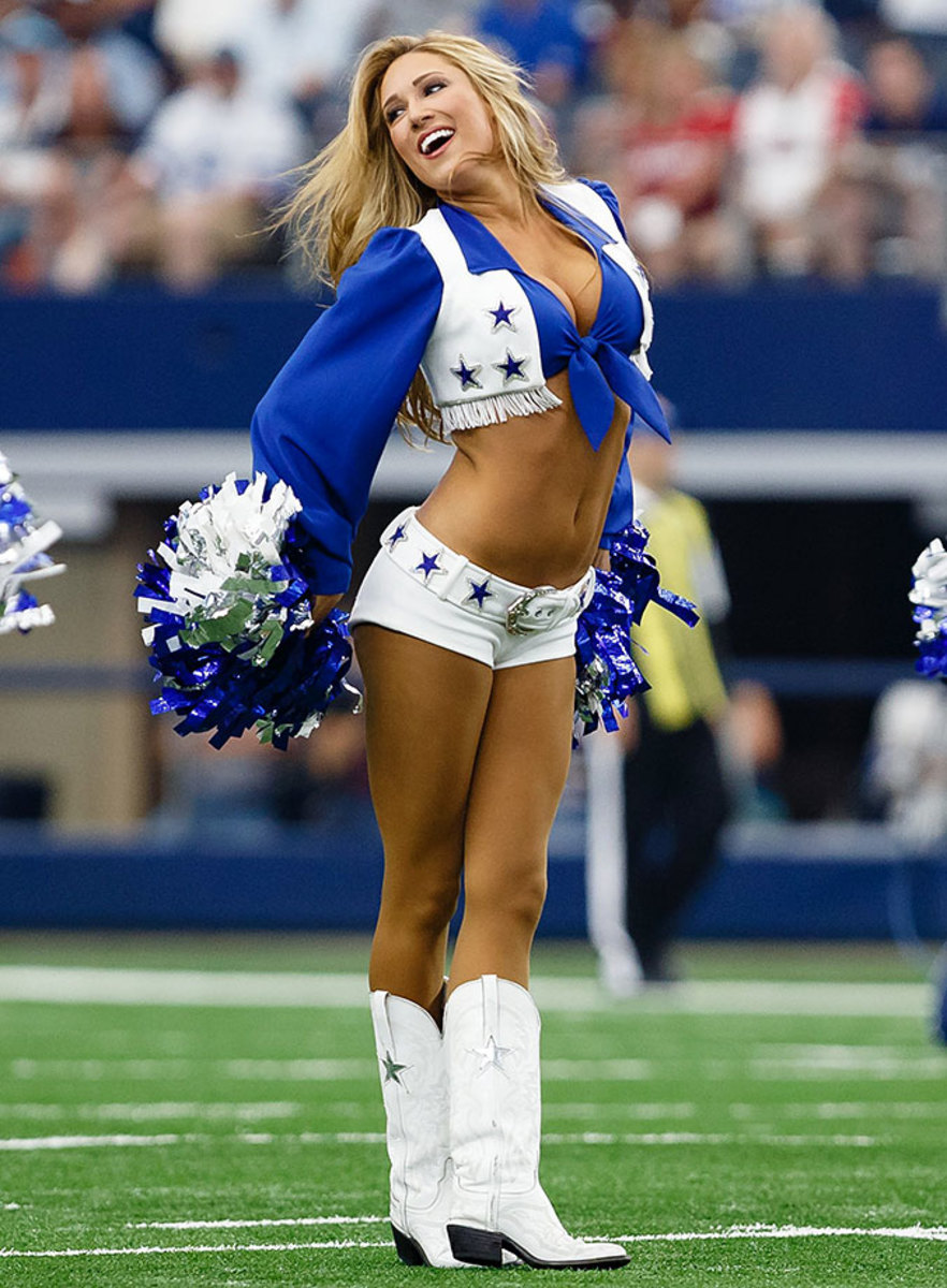 Dallas-Cowboys-cheerleaders-CEY150927227_Falcons_AT_Cowboys.jpg