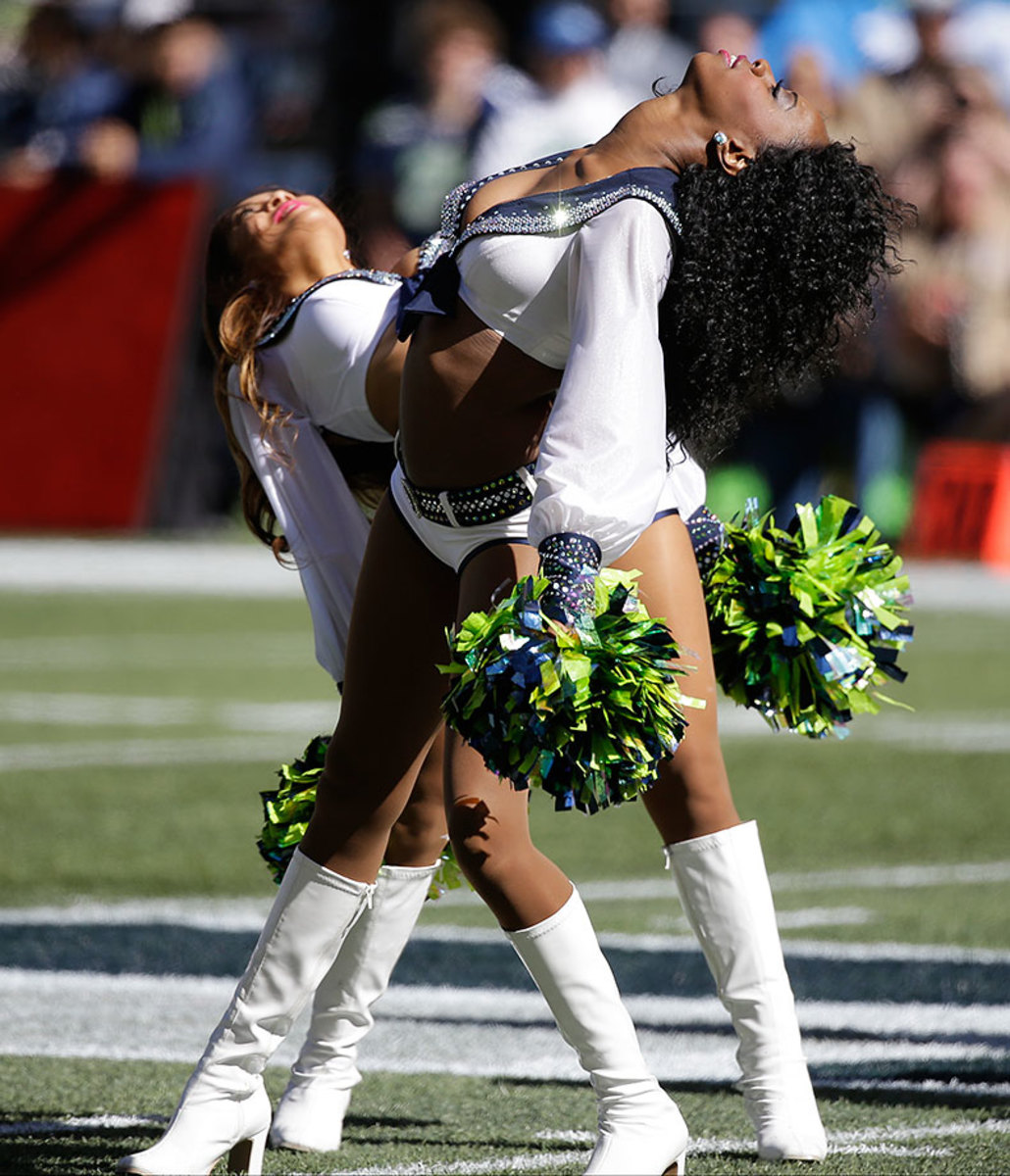 Seattle-Seahawks-Sea-Gals-cheerleaders-AP_772841049255.jpg