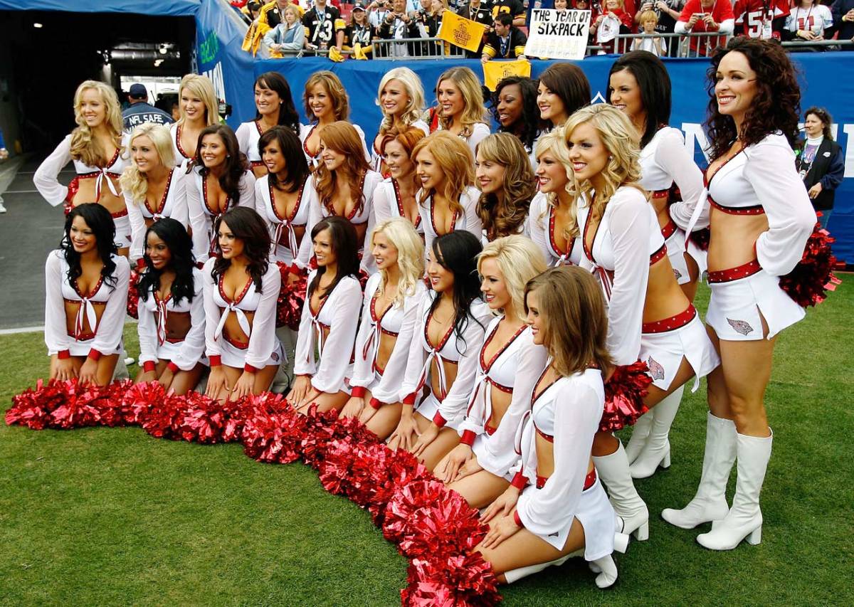2009-Super-Bowl-XLIII-Arizona-Cardinals-cheerleaders.jpg