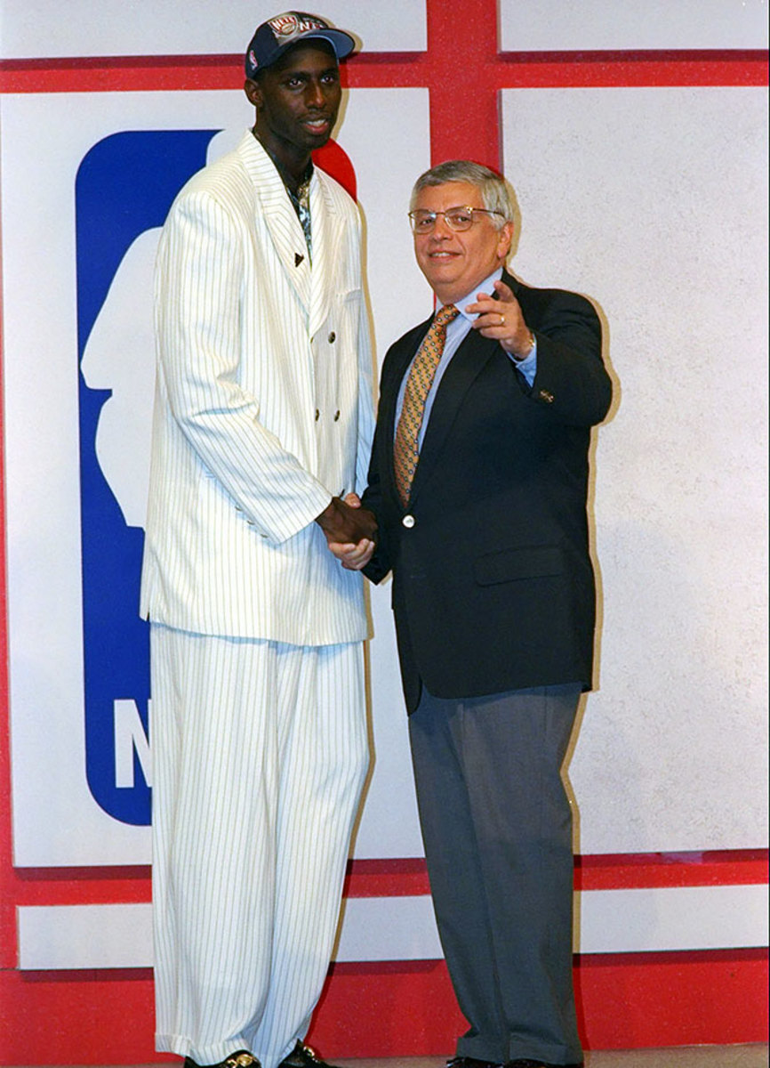 1997-NBA-Draft-Tim-Thomas.jpg