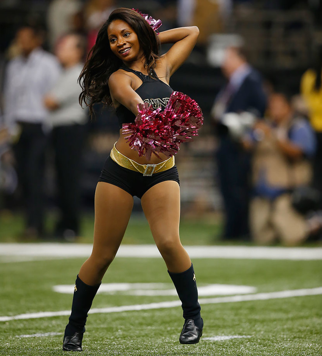 New-Orleans-Saints-Saintsations-cheerleaders-AP_569125605844.jpg
