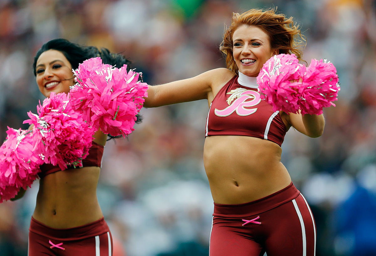 Washington-Redskins-cheerleaders-AP_572125780802.jpg