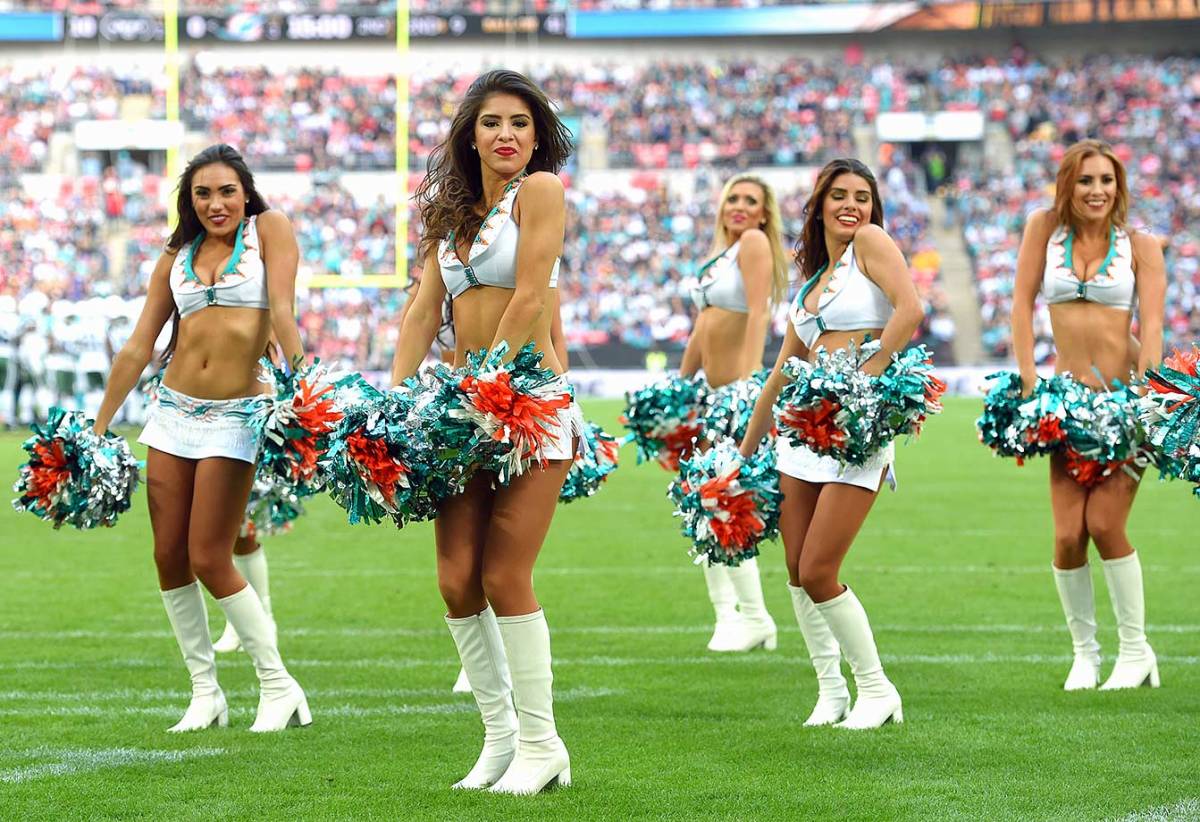 Miami-Dolphins-cheerleaders-GettyImages-491323546_master.jpg