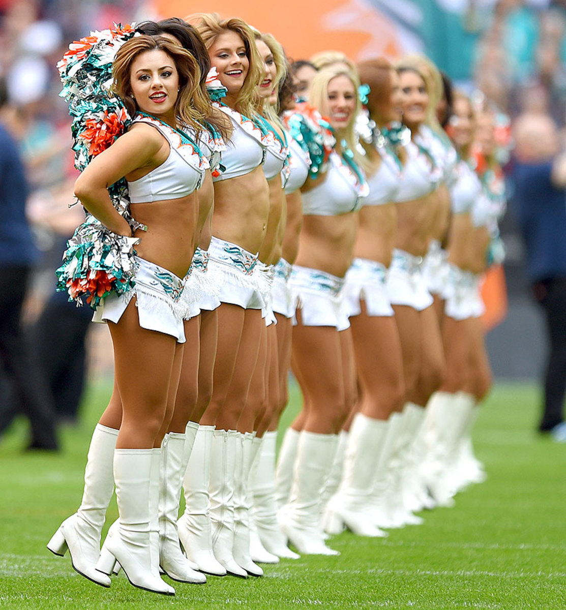 Miami-Dolphins-cheerleaders-GettyImages-491323494_master.jpg