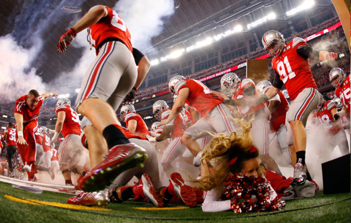 Ohio State cheerleader pushed game intros 2