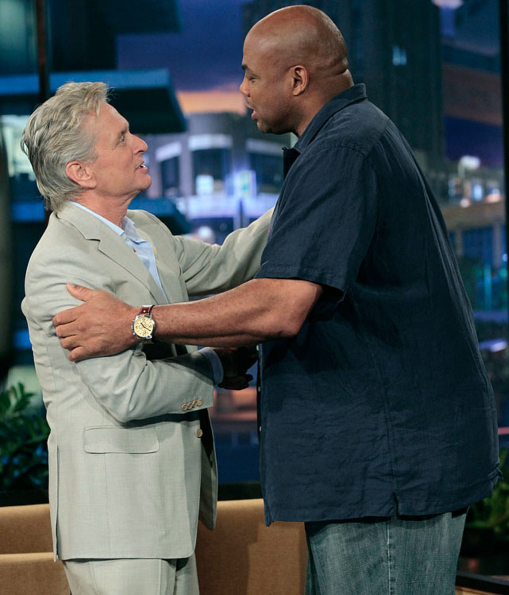 charles-barkley-michael-douglas.jpg