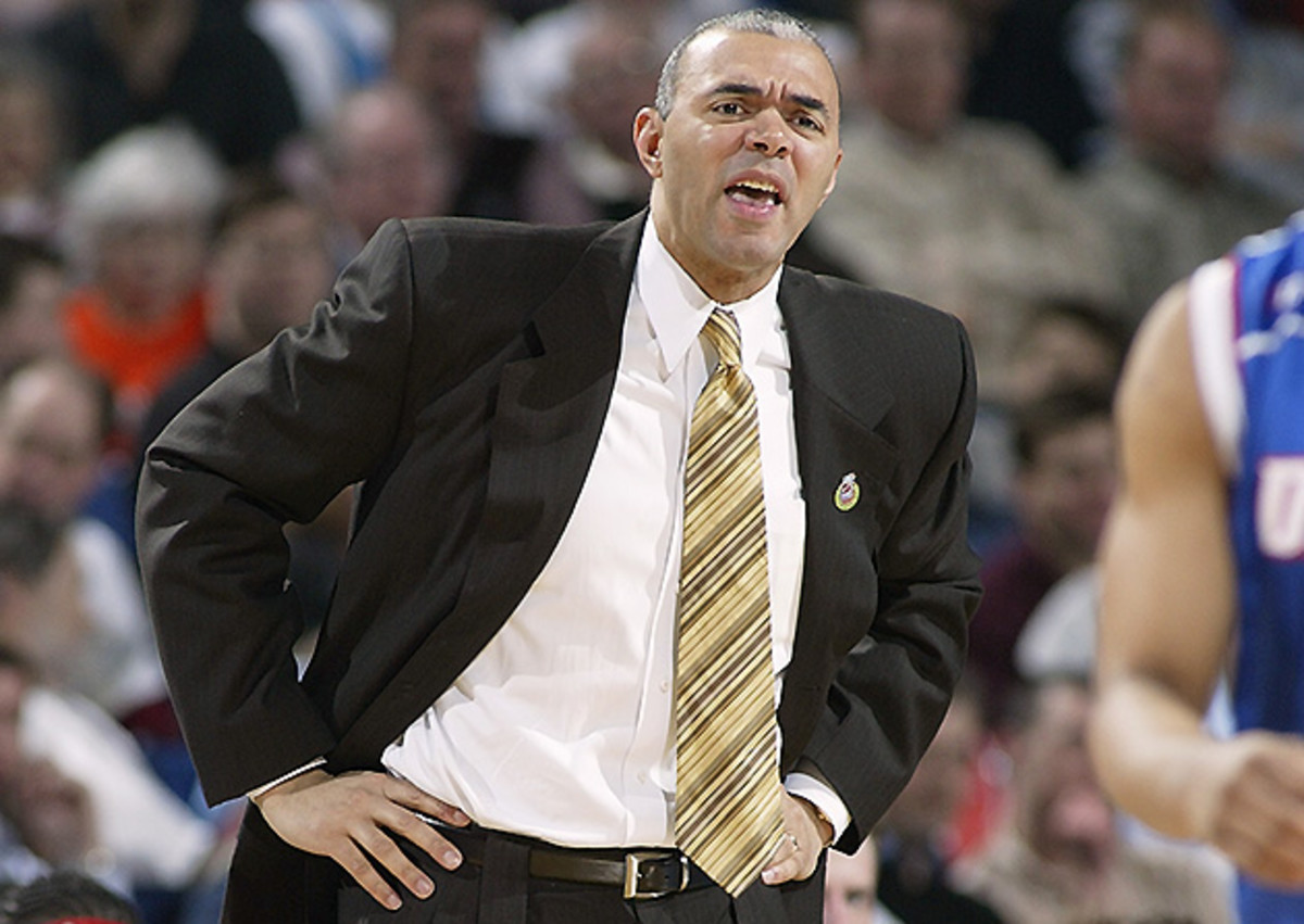 Dave Leitao, during his first tenure as DePaul's coach, in 2004.