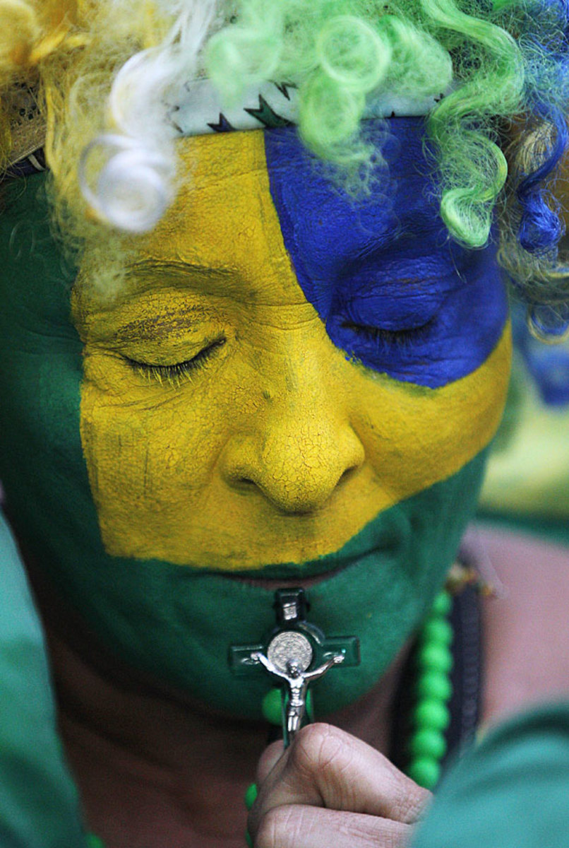 sad-brazil-fan-17031a289fd9455cba883e7786fd0667-0.jpg