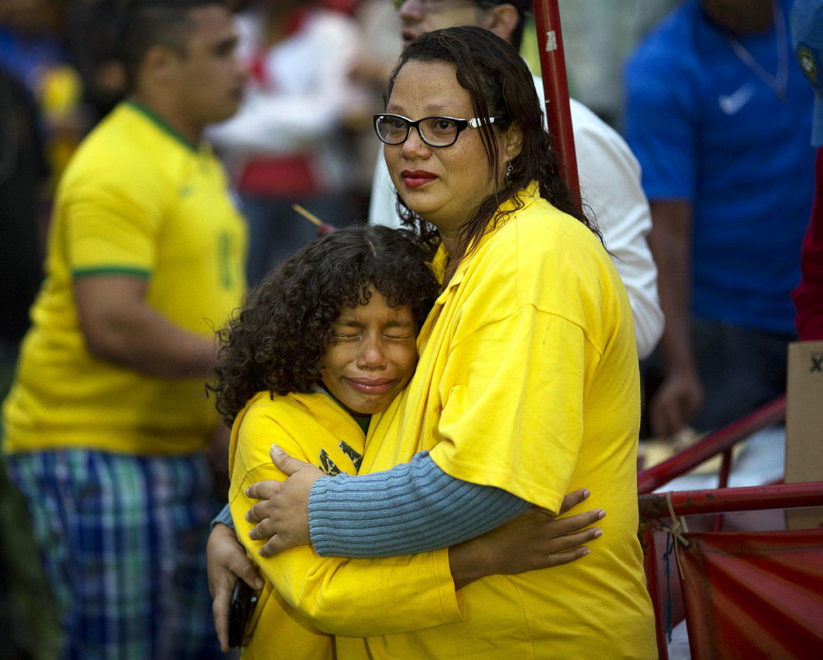 sad-brazil-fans-d3b298d47b7e4783bdc863e0e0363f2e-0.jpg