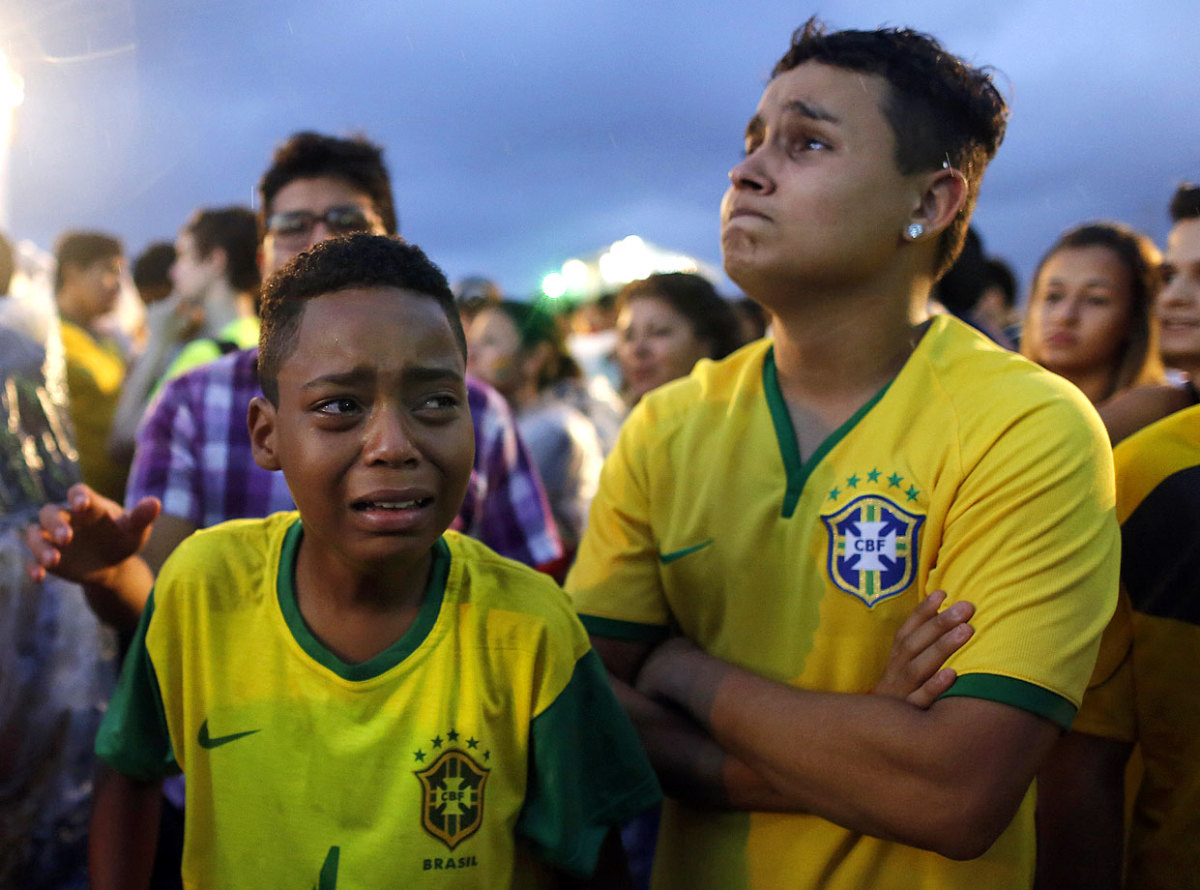 sad-brazil-fans-d07521d8090544f7accb7e91e8597d03-0.jpg