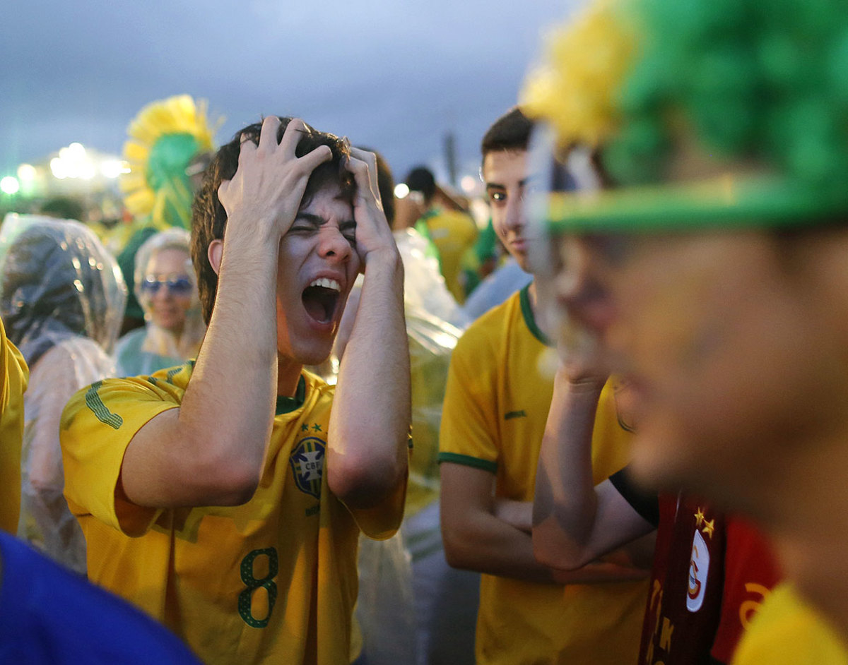 sad-brazil-fans-b5aa4a95e3054bcfbdc10e9659a2ca6d-0.jpg