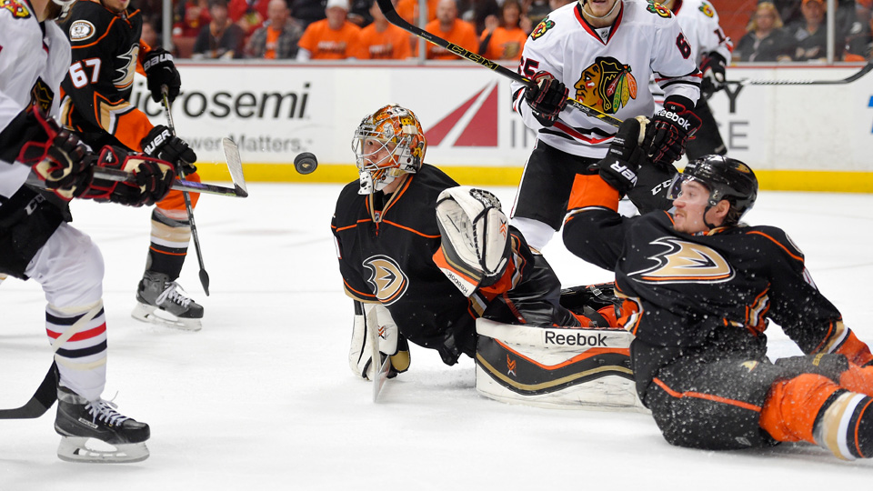 NHL playoffs: Andersen, Ducks top Blackhawks in Game 1 - Sports Illustrated