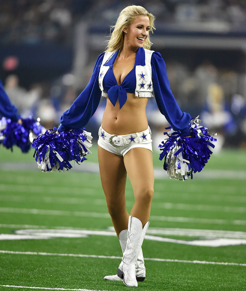 Dallas-Cowboys-cheerleaders-AP_563973548246.jpg
