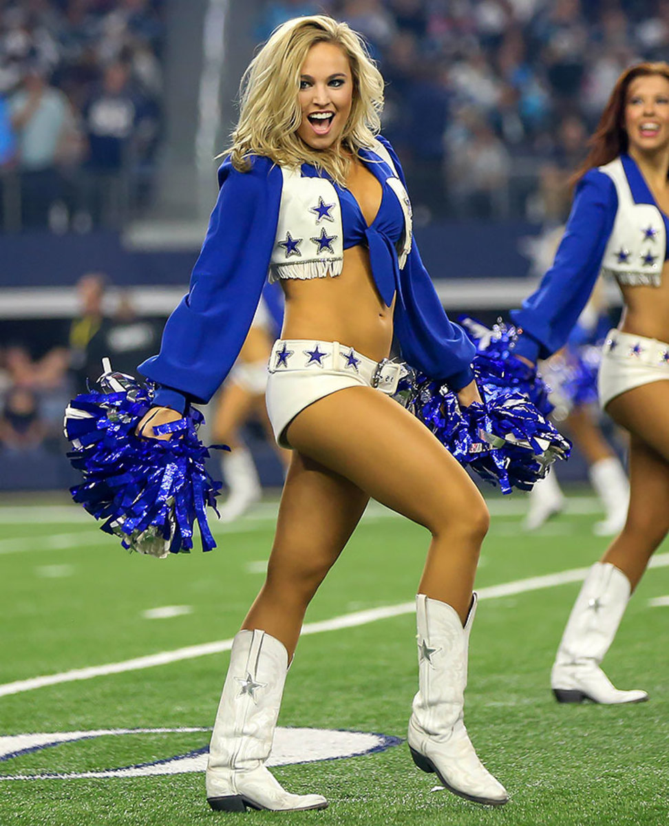 Dallas-Cowboys-cheerleaders-DFX151126049Panthers__at_Cowboys.jpg