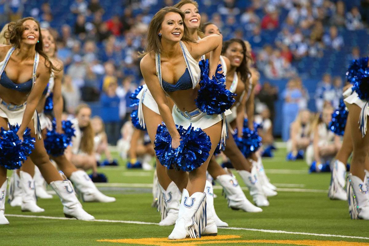 Indianapolis-Colts-cheerleaders-DAL151129_Buccaneers_at_Colts0157.jpg