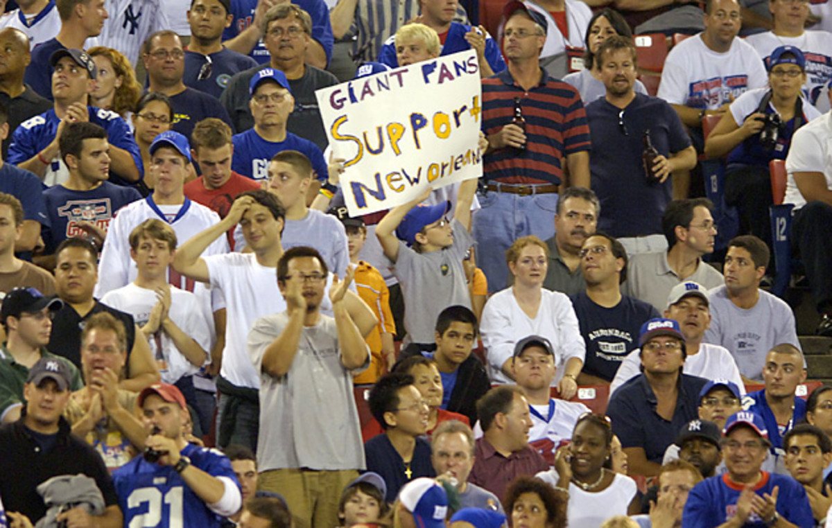 katrina-giants-fans-support-new-orleans.jpg