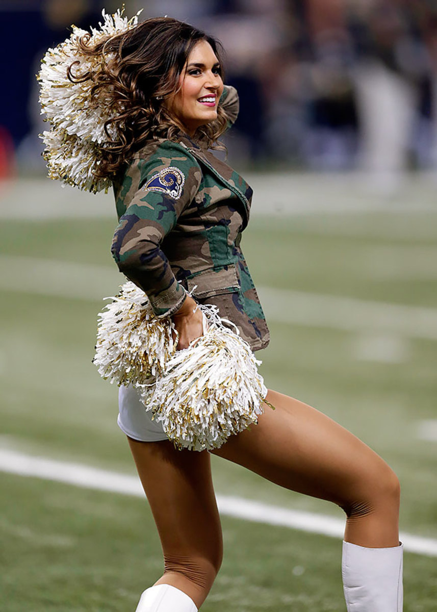St-Louis-Rams-cheerleaders-AP_873630514588.jpg