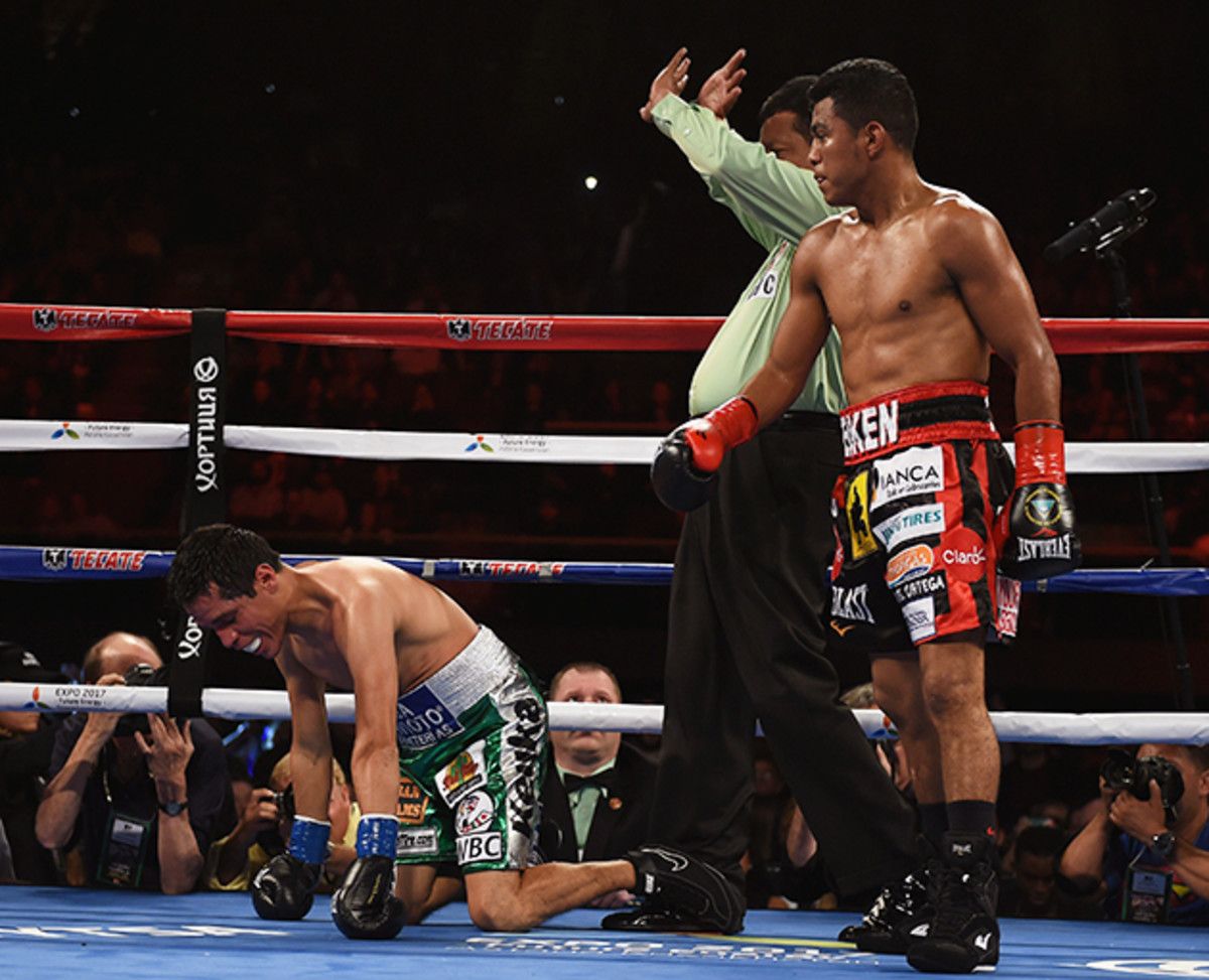 roman-gonzalez-edgar-sosa-si-boxing-awards-breakthrough-performance.jpg