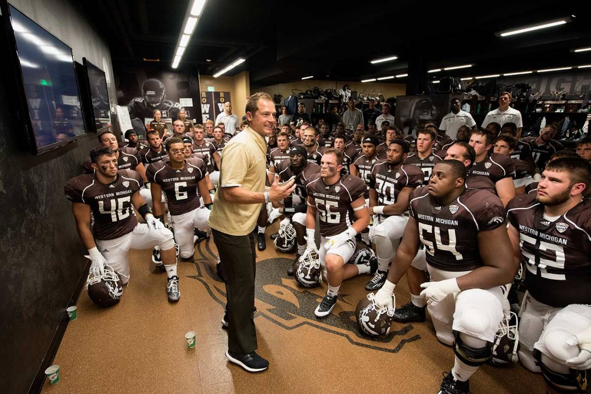 PJ-Fleck-Western-Michigan-X159858_TK3_6516.jpg