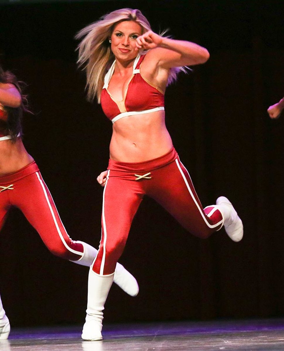 redskins-cheerleaders-BEA_1575A.jpg