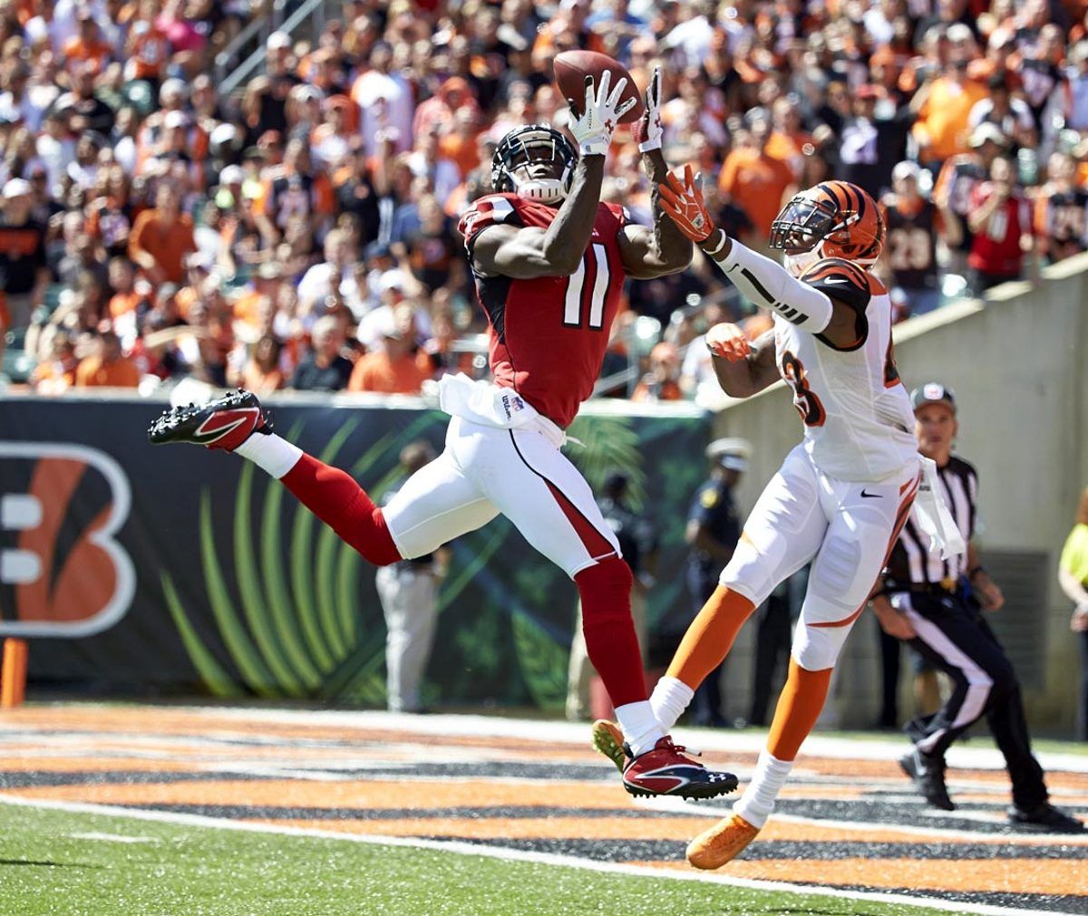 Julio-Jones-X158640_TK1_0666.jpg