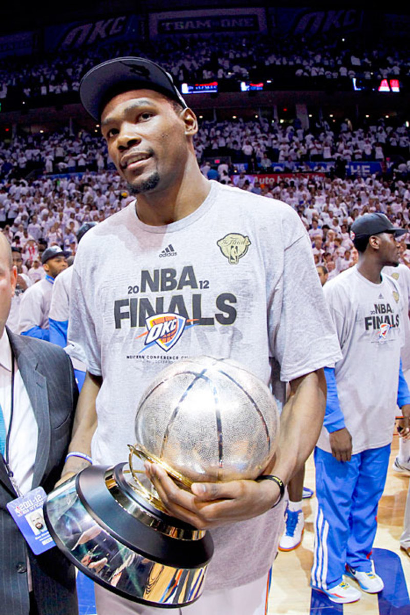 durant-finals-trophy.jpg