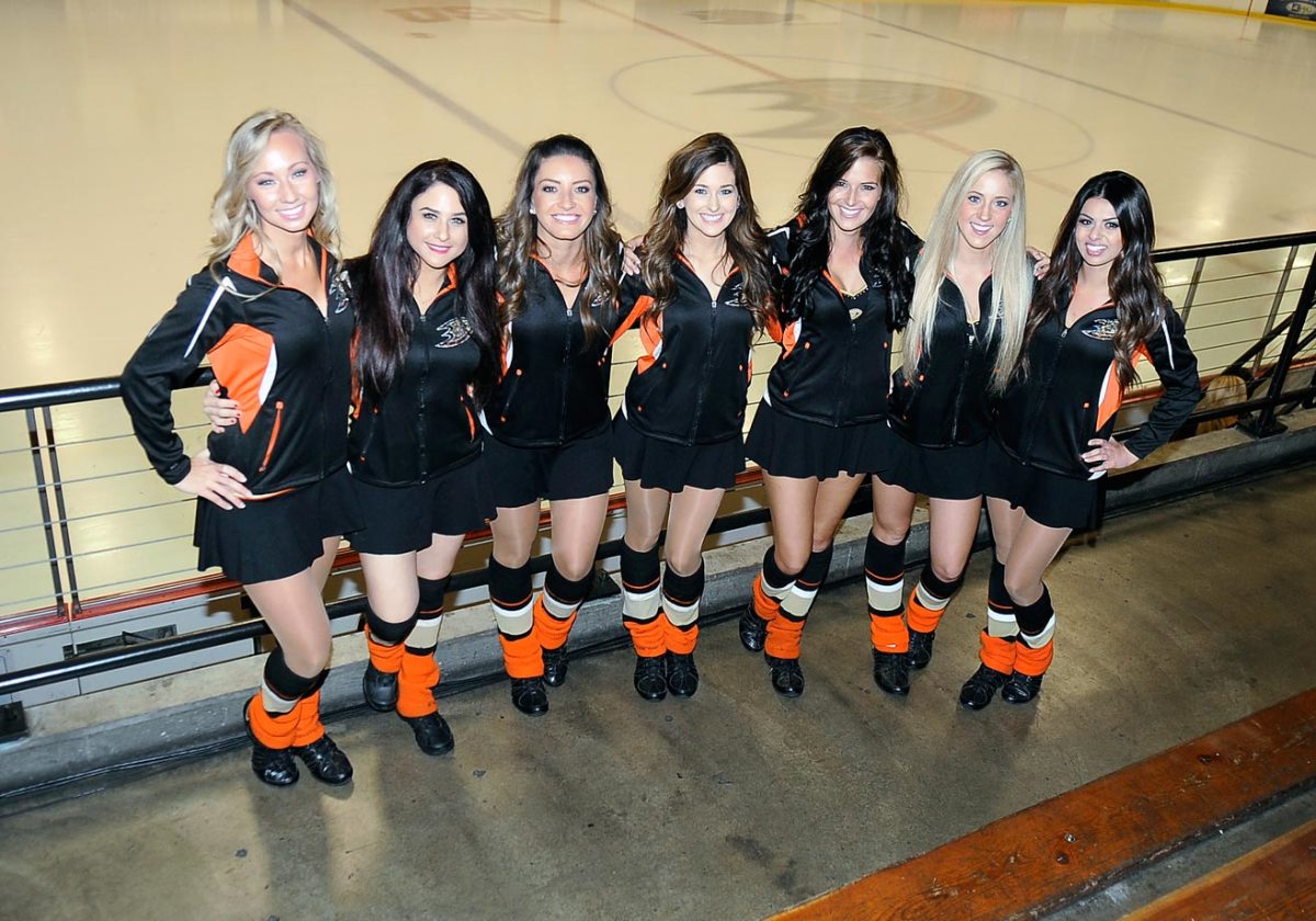 Anaheim-Ducks-Power-Players-Ice-Girls-506142195001_High_School_Hockey.jpg