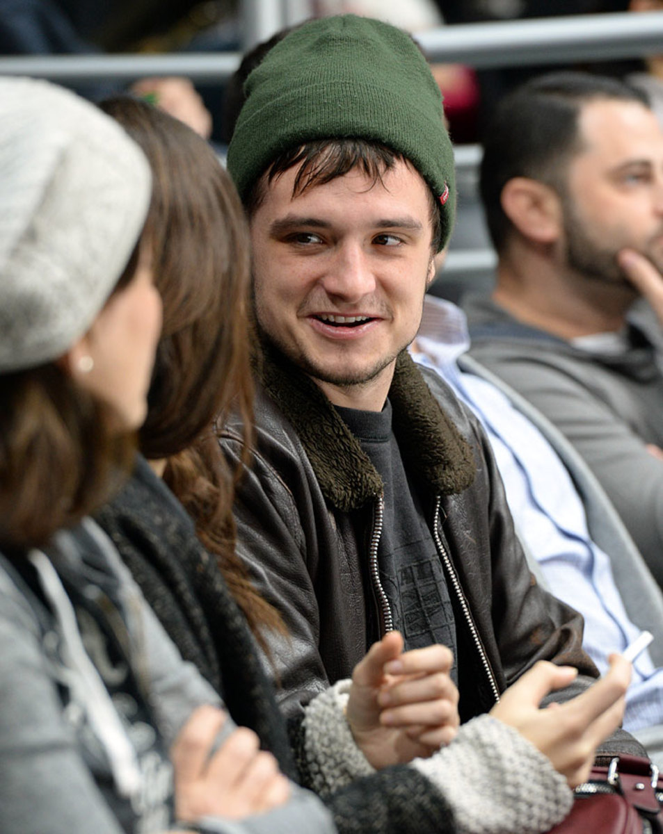 2014-1202-Josh-Hutcherson.jpg