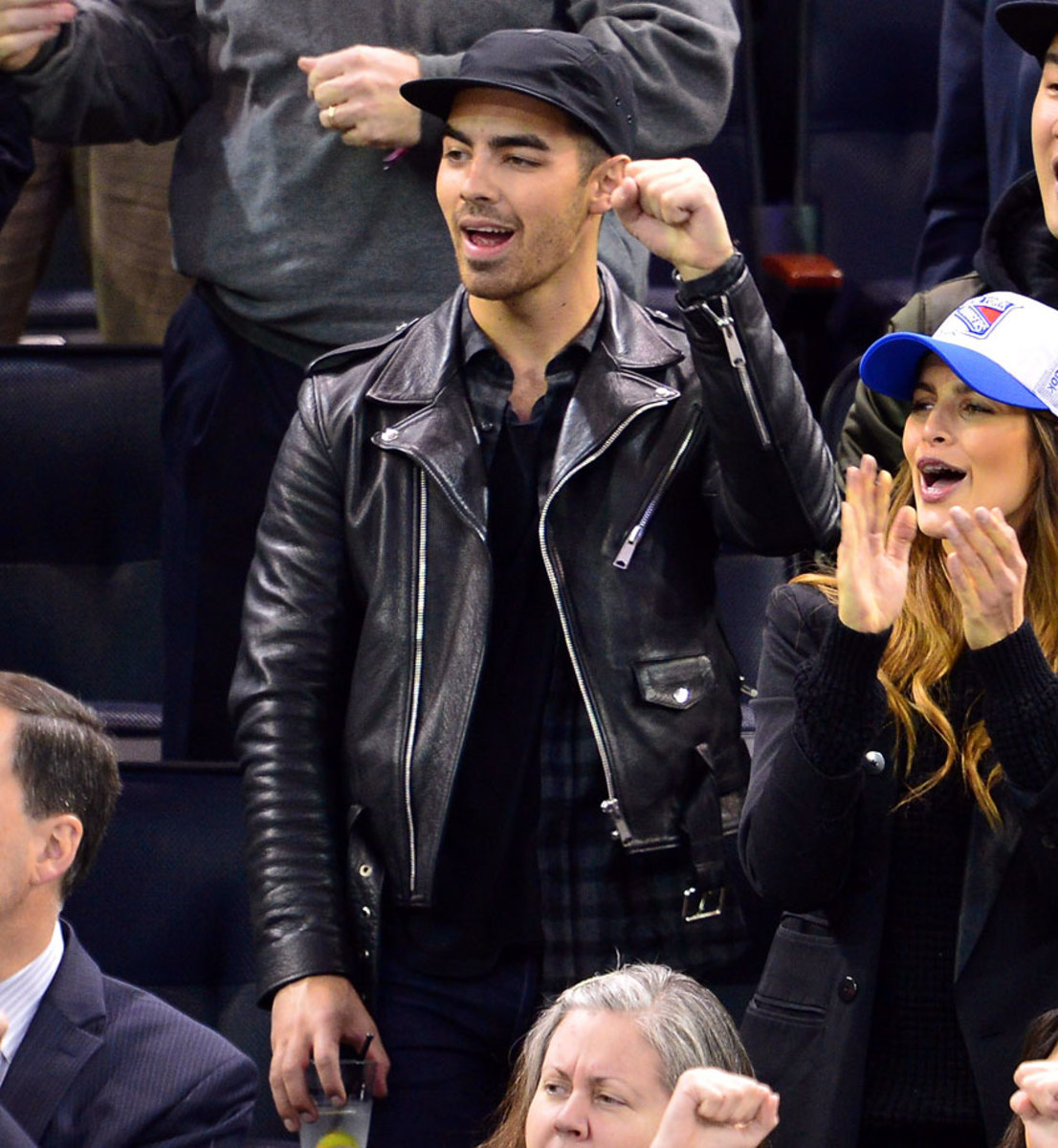 2014-1105-Joe-Jonas.jpg