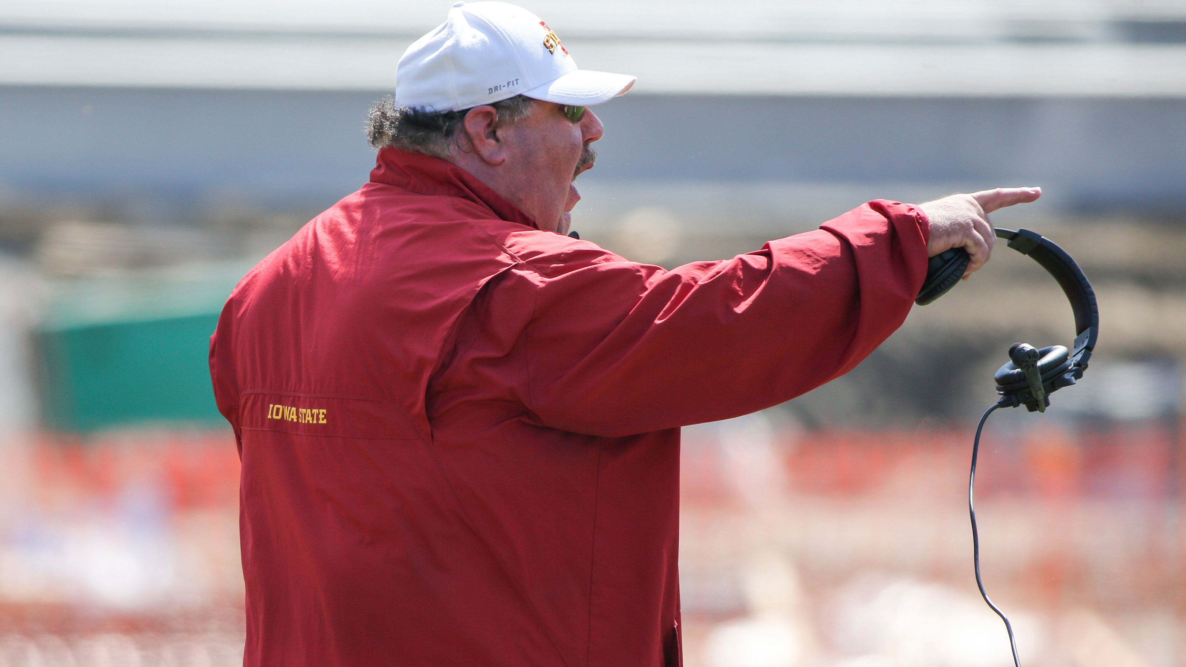 Mark Mangino trolls Iowa State on Twitter after loss to Kansas State