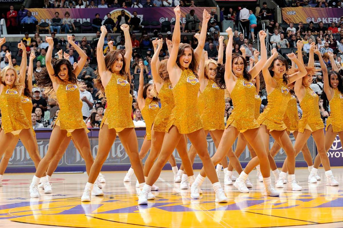 Los-Angeles-Laker-Girls-456967440_10jpg.jpg