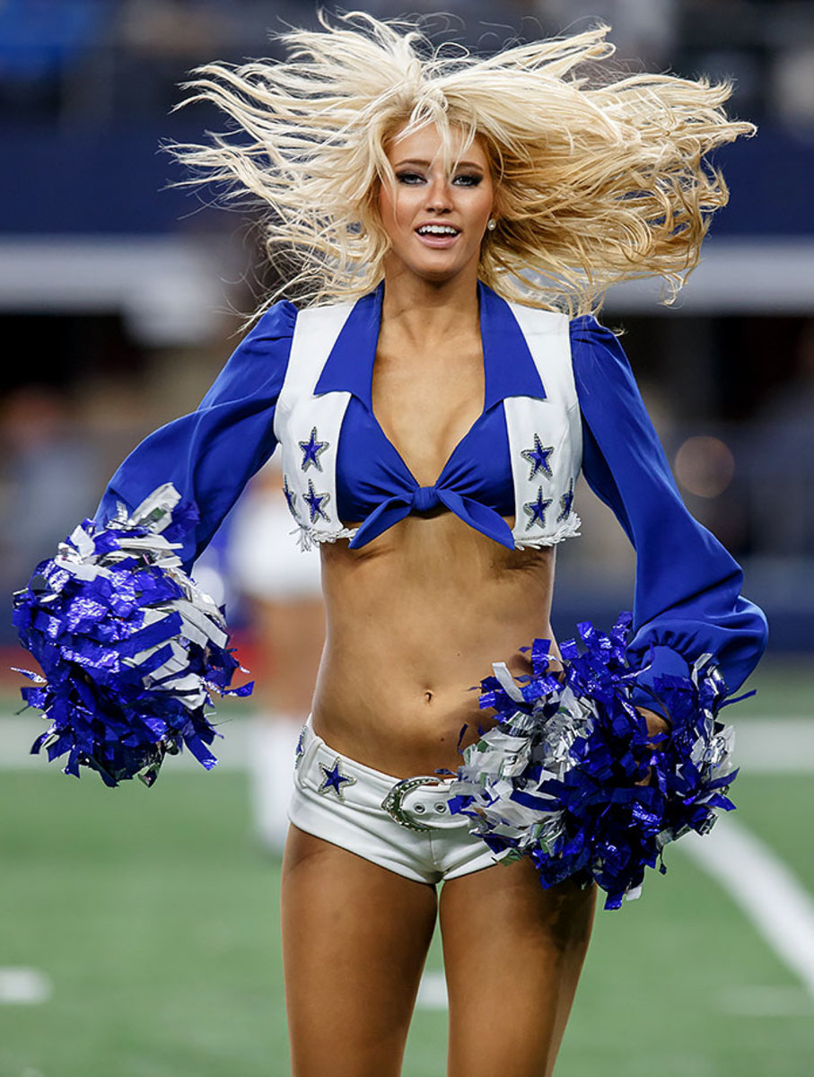 Dallas-Cowboys-cheerleaders-CAM151108023_Eagles_v_Cowboys.jpg