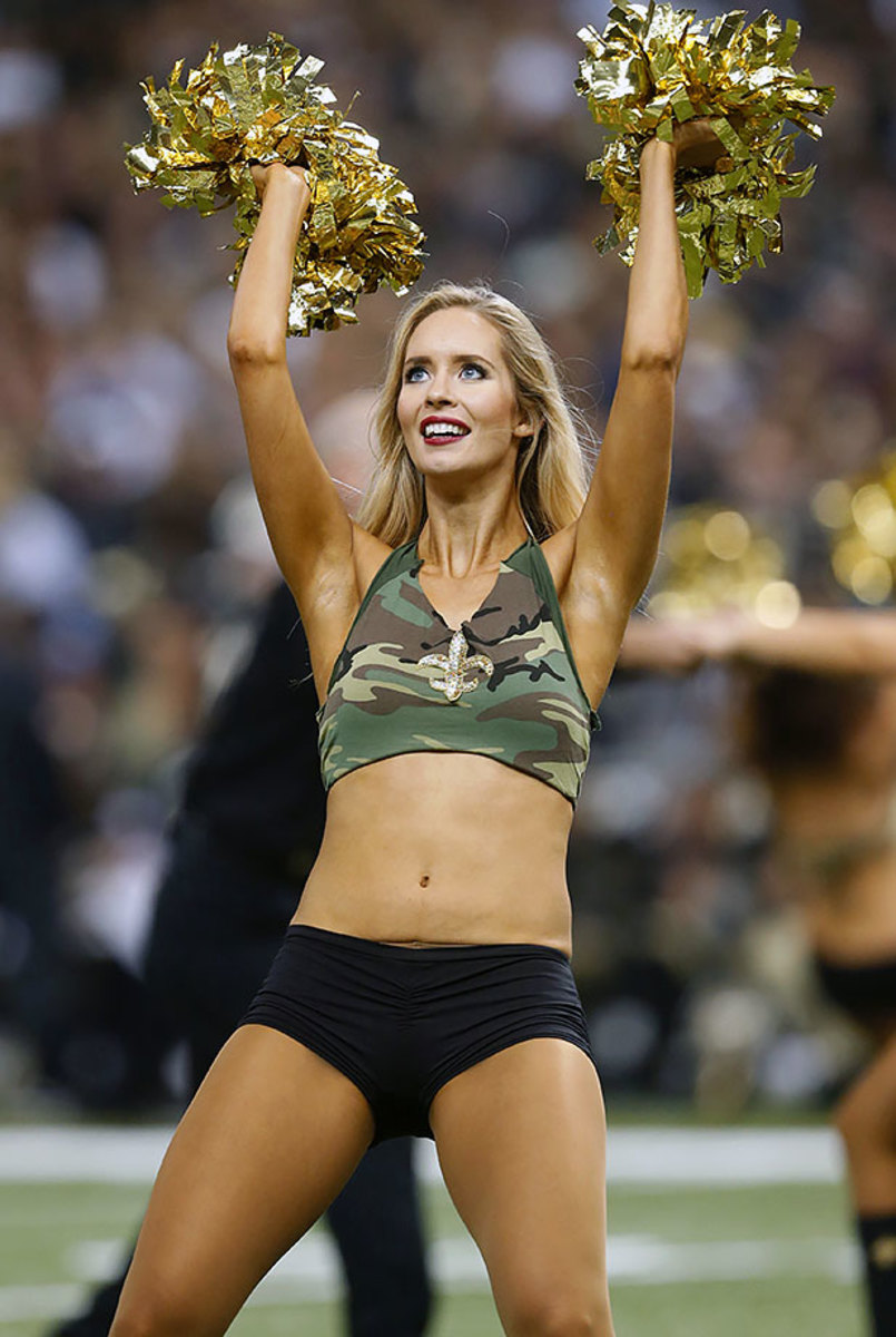 New-Orleans-Saints-Saintsations-cheerleaders-AP_438184273246.jpg