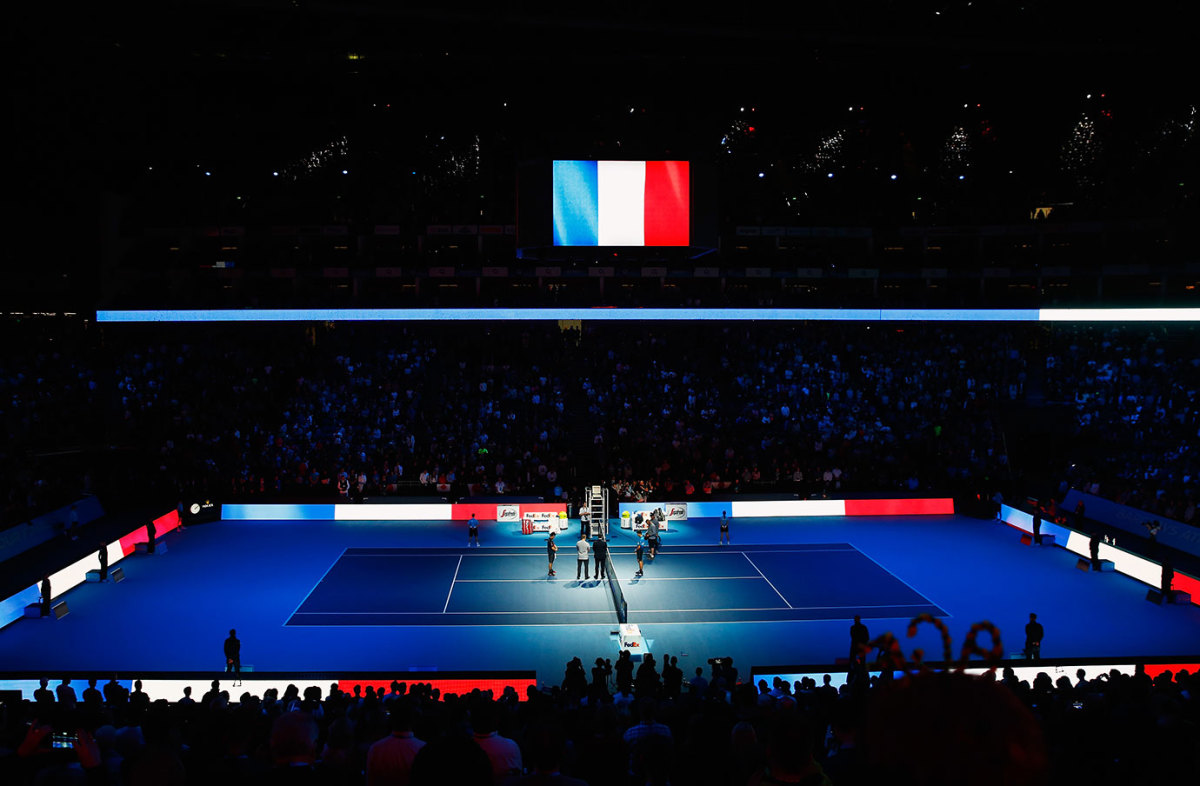 Barclays-ATP-World-Tour-Finals-honor-Paris-victims.jpg